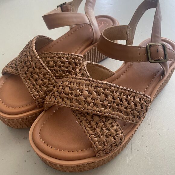 Crown Vintage Slingback Ankle Strap Platform Sandals Brown Size 8.5 - Picture 4 of 8